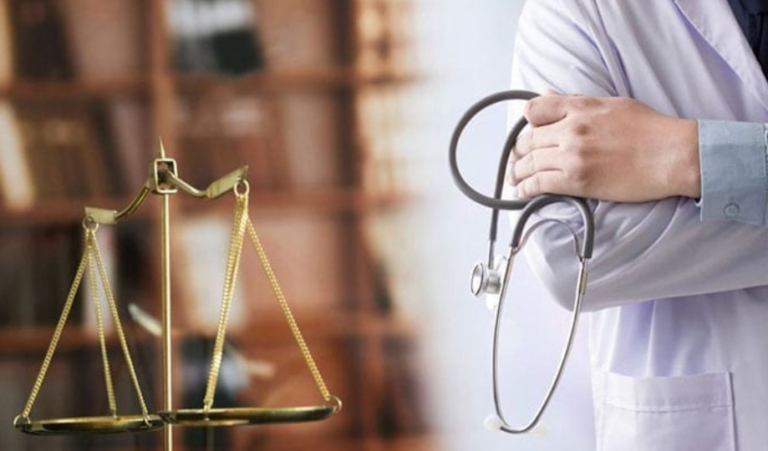 Medical Malpractice Lawyer